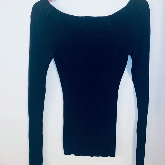 Vintage Guess Sweater - Picture 2 of 3